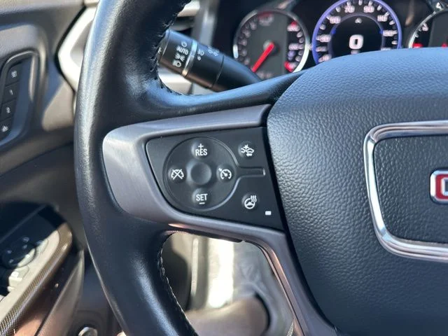 Used 2021 White GMC AT4 image 20