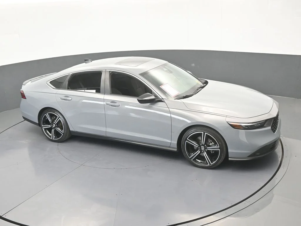 Used 2024 Urban Gray Pearl Honda Sport image 57