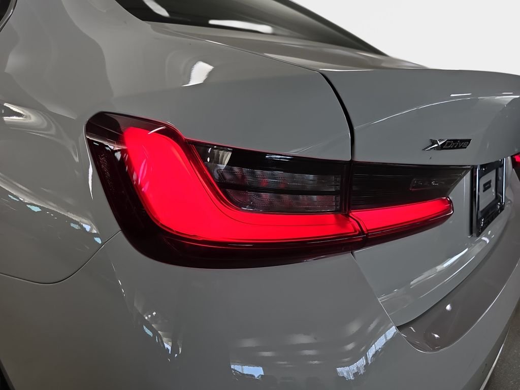 New 2026 Alpine White BMW 330i xDrive image 22