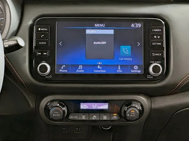 Certified Pre-Owned 2021 Nissan Kicks SR