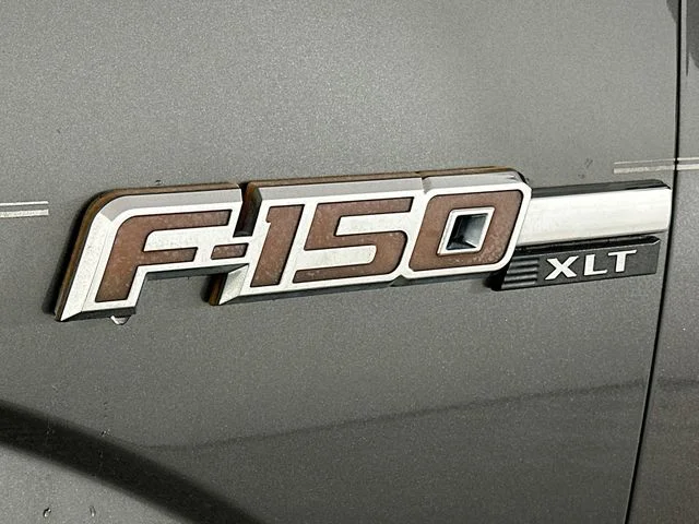 Used 2019 Gray Ford XLT image 25