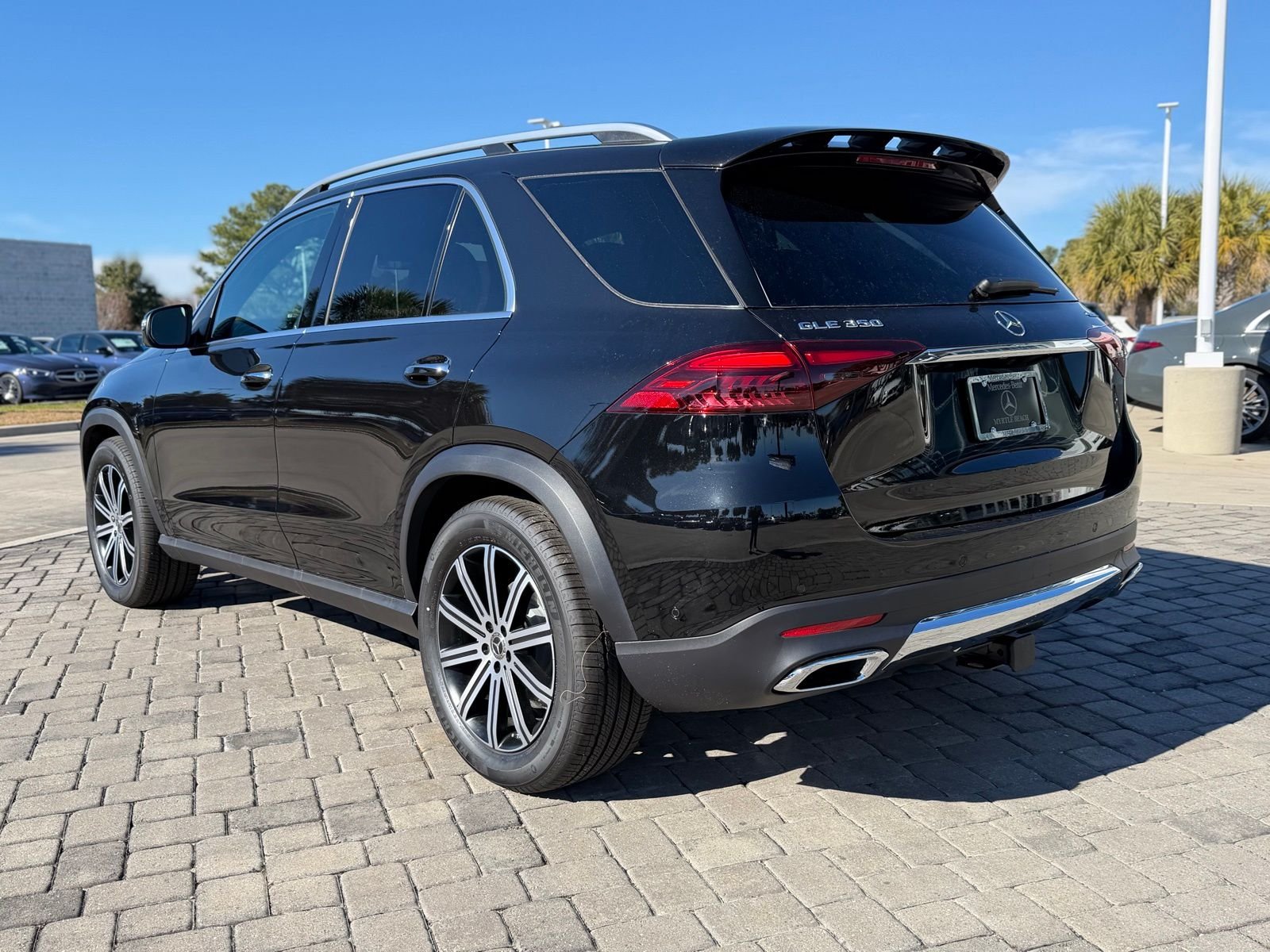 New 2026 Obsidian Black Metallic Mercedes-Benz GLE 350 image 11