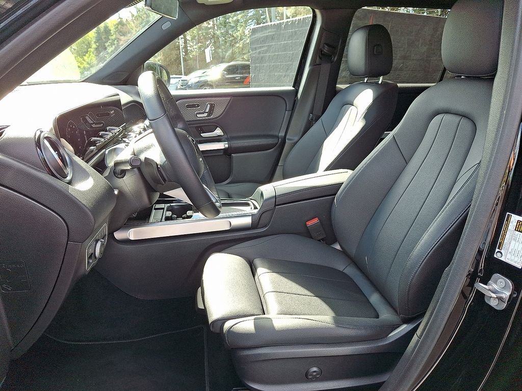 Certified Used 2025 Black Mercedes-Benz GLB 250 image 13