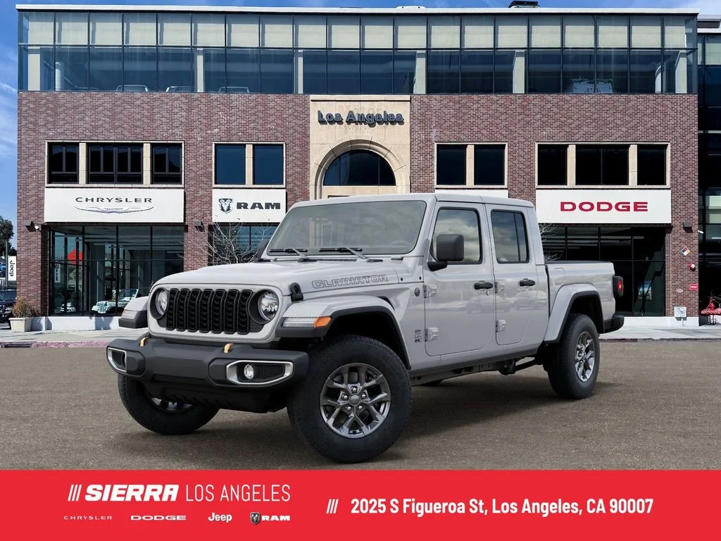 2026 Jeep Gladiator 85th Anniversary Edition Auto's photo