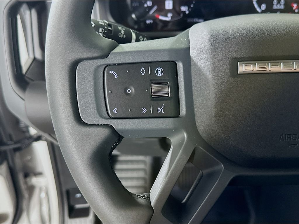 2026 Land Rover Defender S - Photo 13
