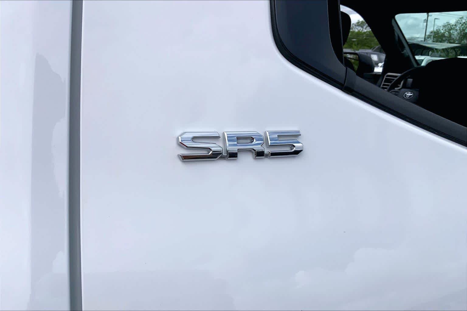 Used 2025 Ice Cap Toyota SR5 image 10
