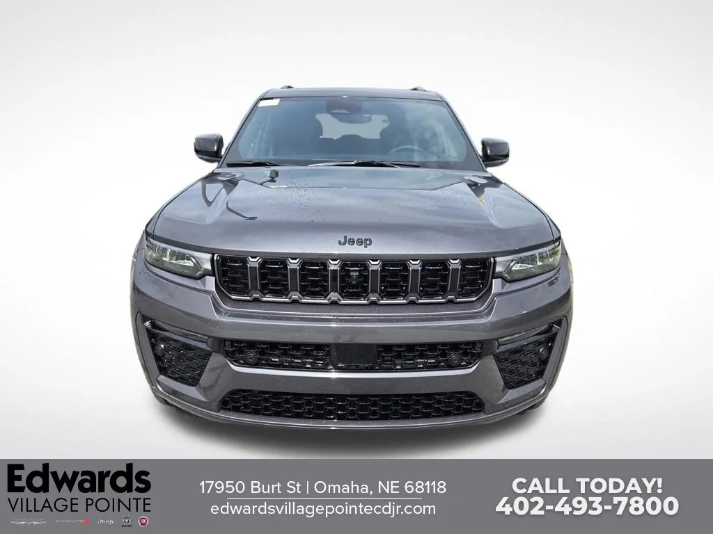 New 2026 Baltic Gray Metallic Clear-Coat Exterior Paint Jeep Limited Reserve image 8