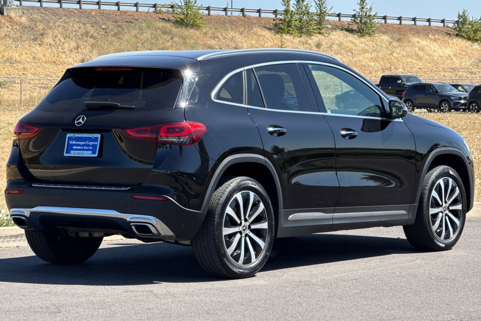 Used 2023  Mercedes-Benz GLA 250 image 3