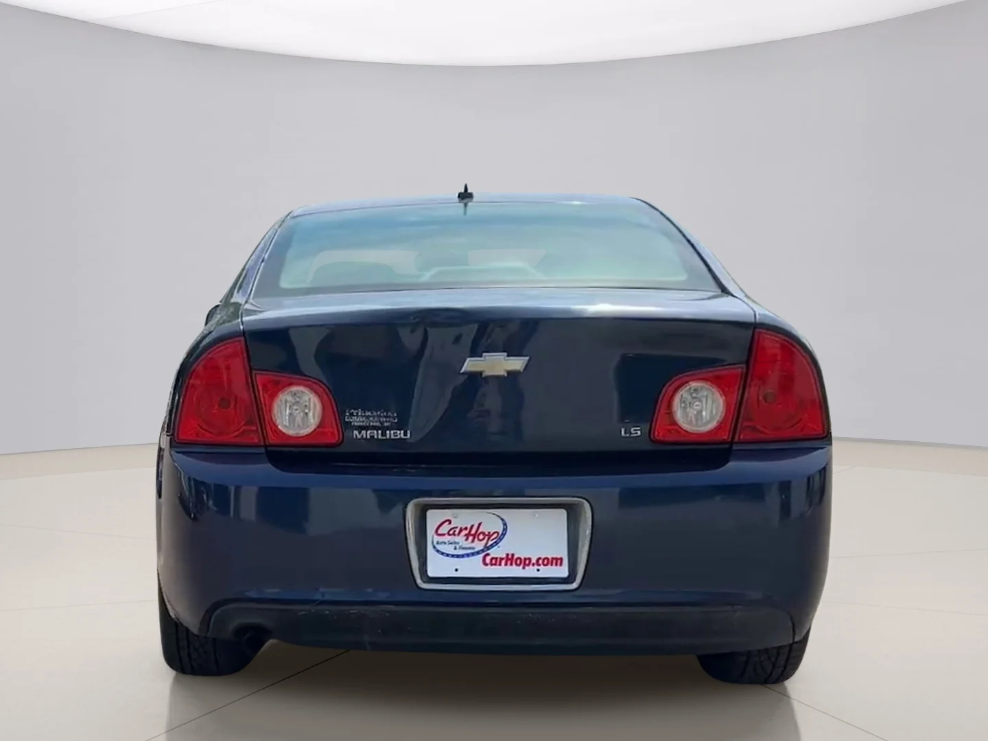 Used 2009 Blue Chevrolet LS image 4