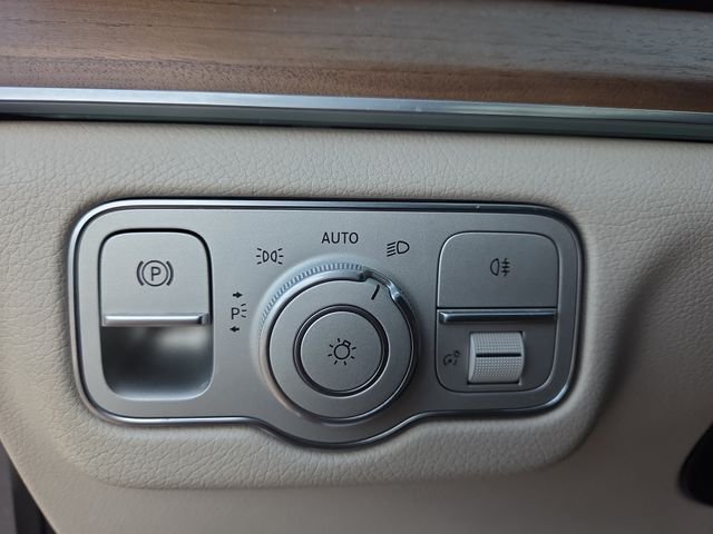 Certified Used 2021 Gray Mercedes-Benz GLE 350 image 21