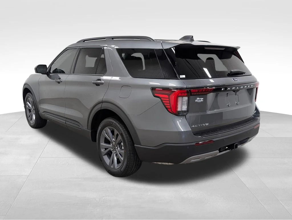 New 2026 Carbonized Gray Metallic Ford Active image 23
