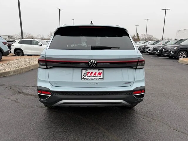 New 2026 Gray Volkswagen 1.5T SE image 4