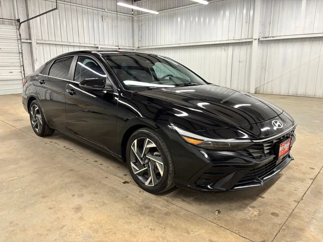 2024 Hyundai Elantra Limited