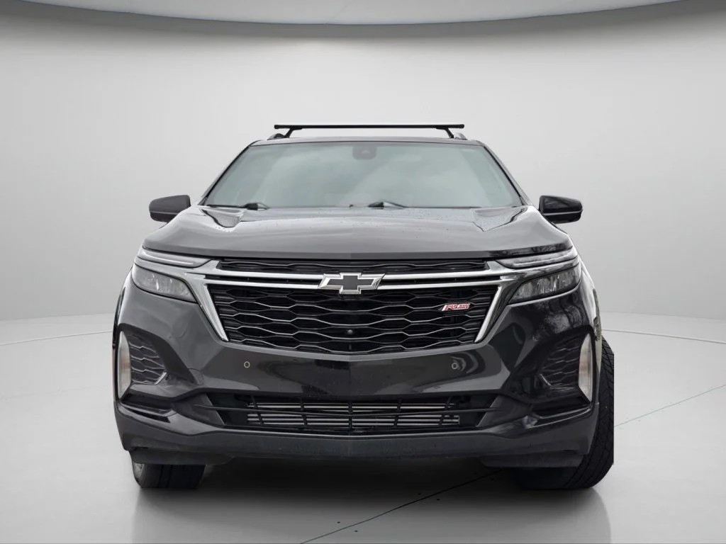 Used 2022 Mosaic Black Metallic Chevrolet RS image 3