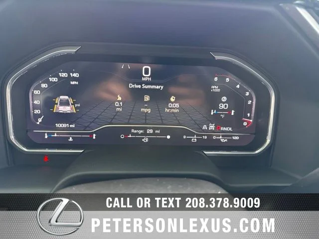 Used 2025  GMC AT4 Premium Plus image 29