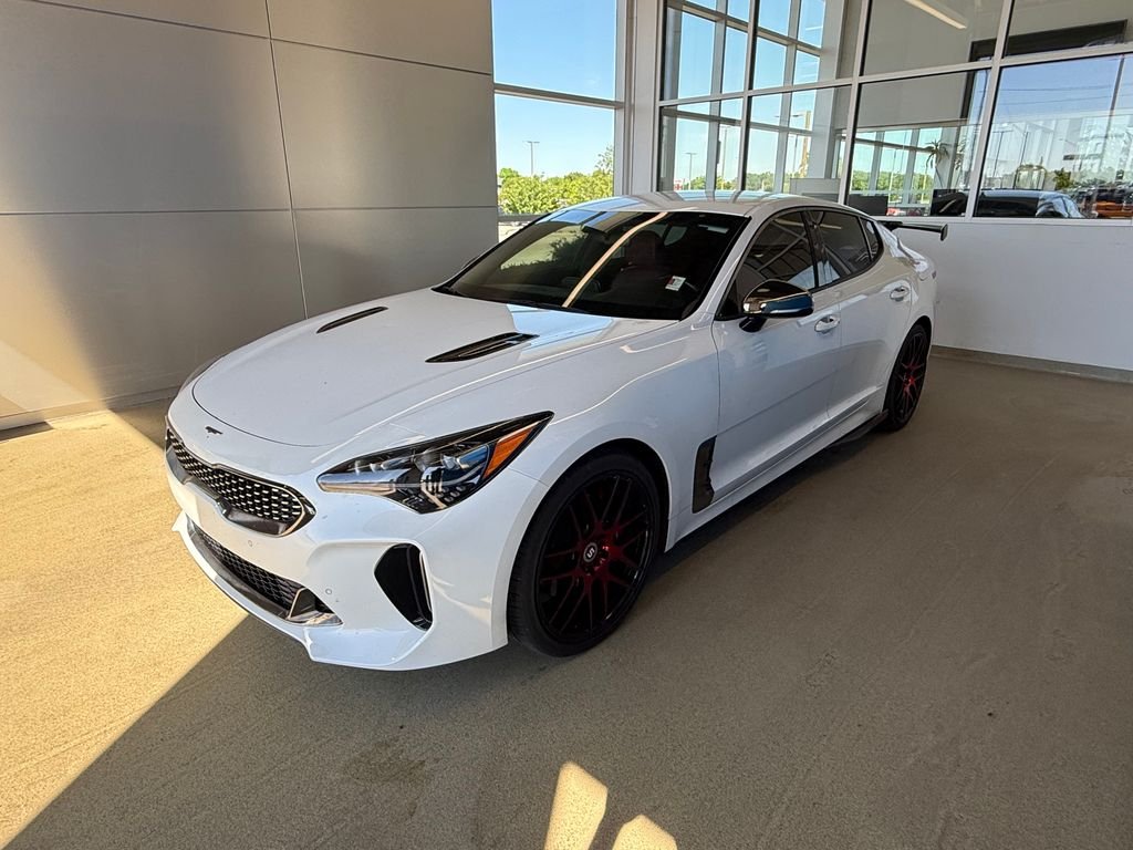 Used 2020 White Kia GT image 4