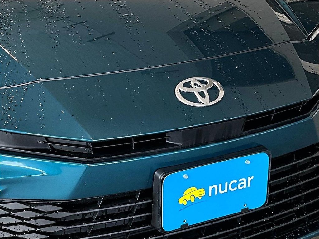 Used 2025 Ocean Toyota LE image 30