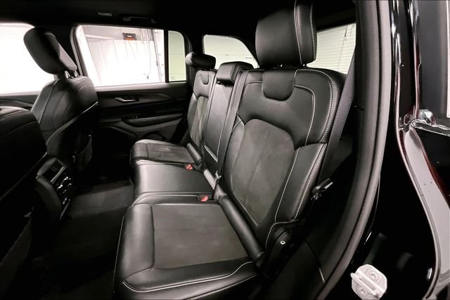 2023 Jeep Grand Cherokee Altitude - Photo 25