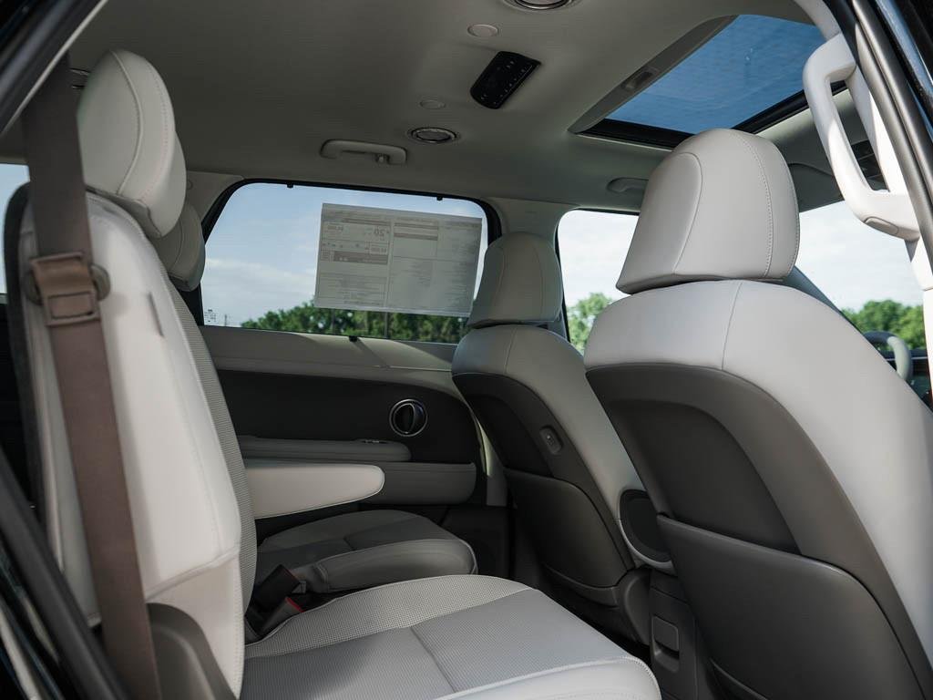 New 2026 Abyss Black Pearl Hyundai SEL Premium 7P AWD image 40