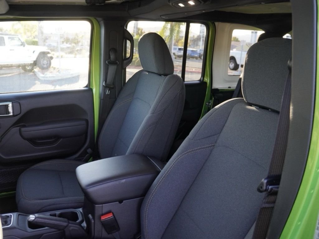 New 2026 Mojito Clear-Coat Exterior Paint Jeep Sport S image 19