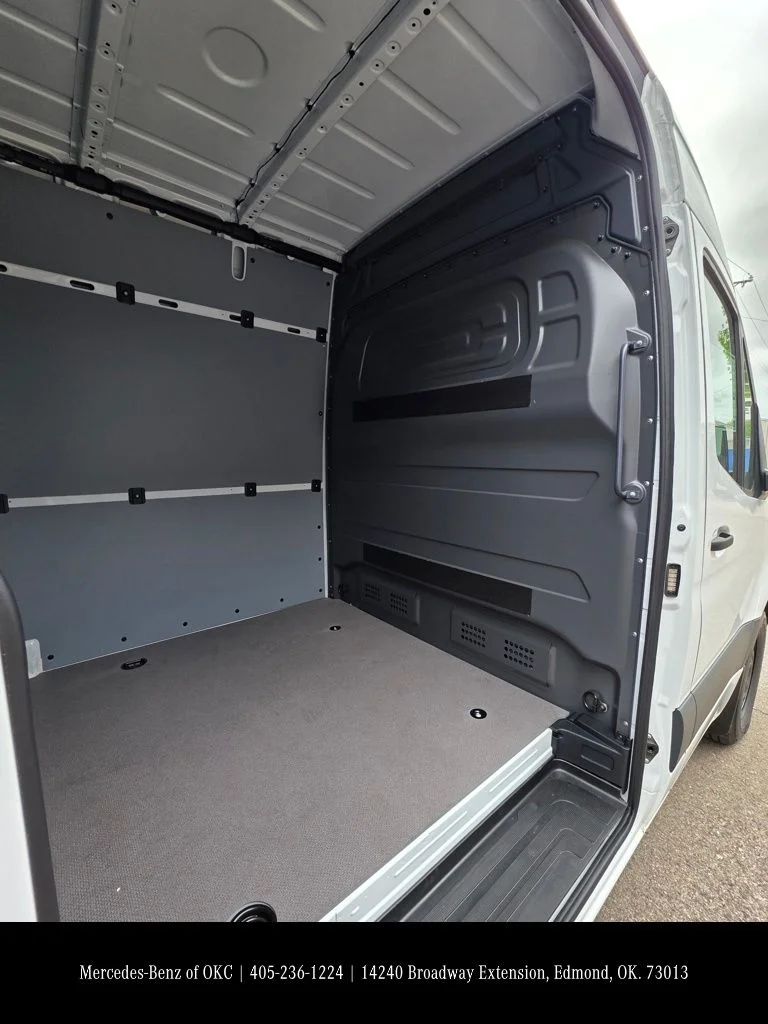 New 2026 White Mercedes-Benz Cargo 144 WB image 7