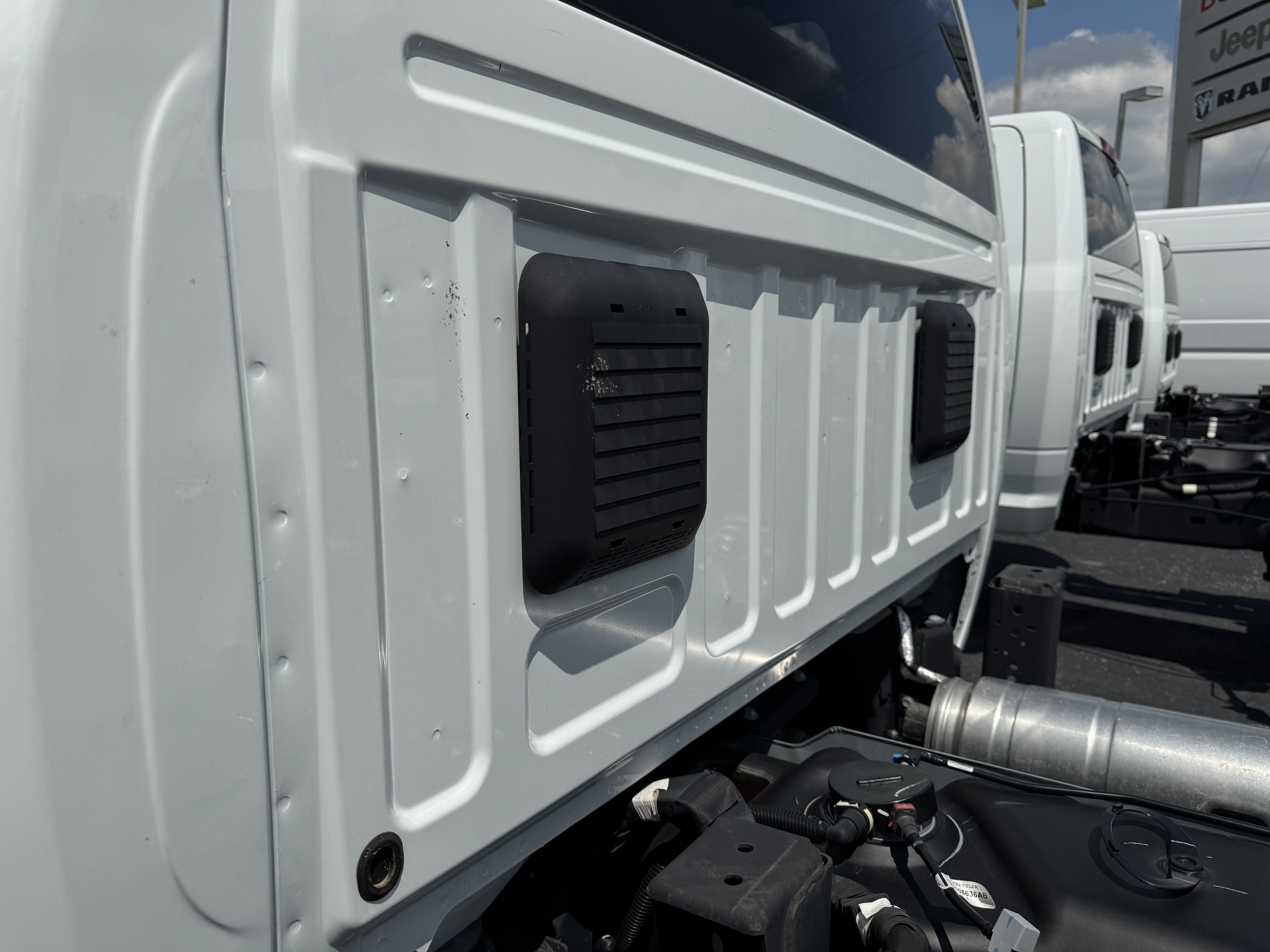 2024 RAM 2500 Tradesman - Photo 8