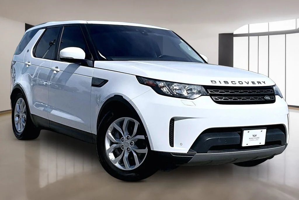 Used 2018 White Land Rover SE image 11
