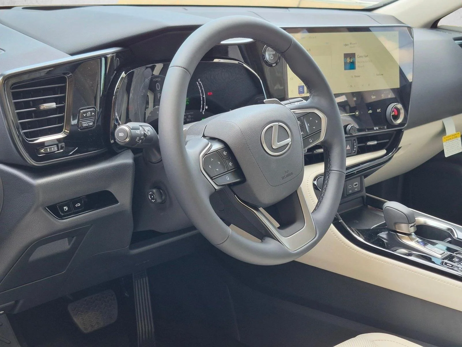 New 2026 Nori Green Pearl Lexus NX 450h+ LUXURY AWD image 3