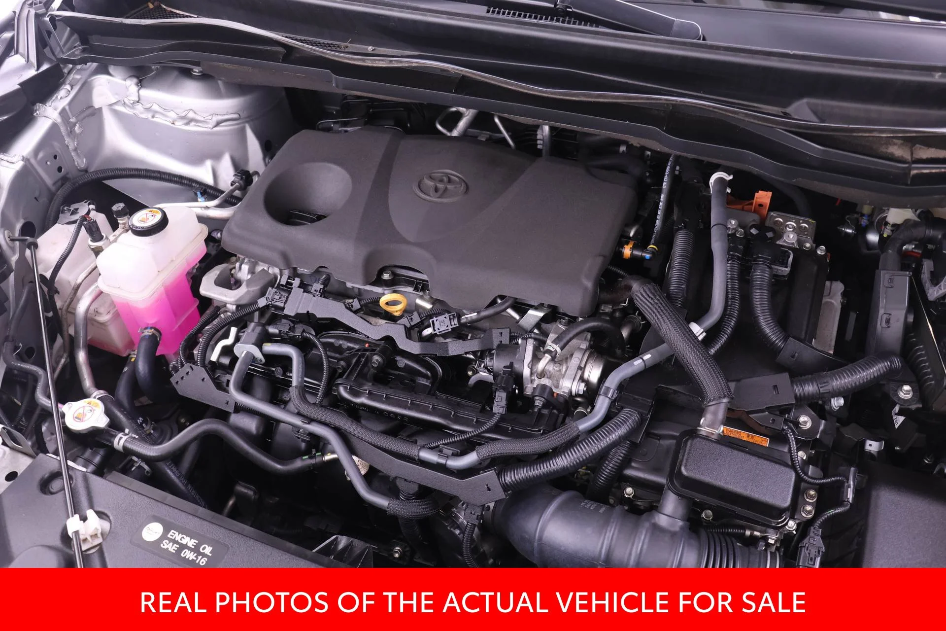 Certified Used 2022 Silver Toyota XLE image 17