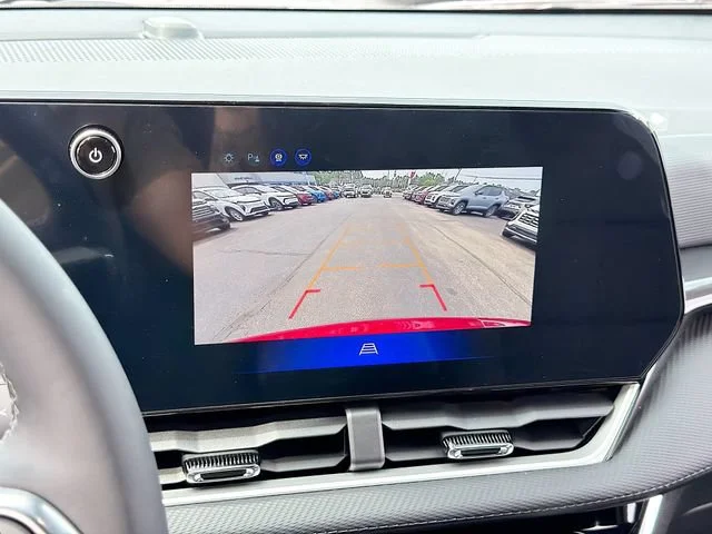 2027 Chevrolet Equinox LT - Photo 17