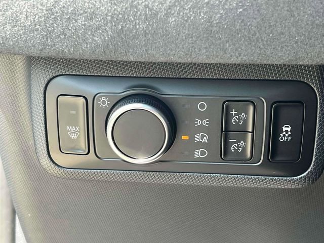 2025 Ford Mustang Mach-E GT - Photo 38