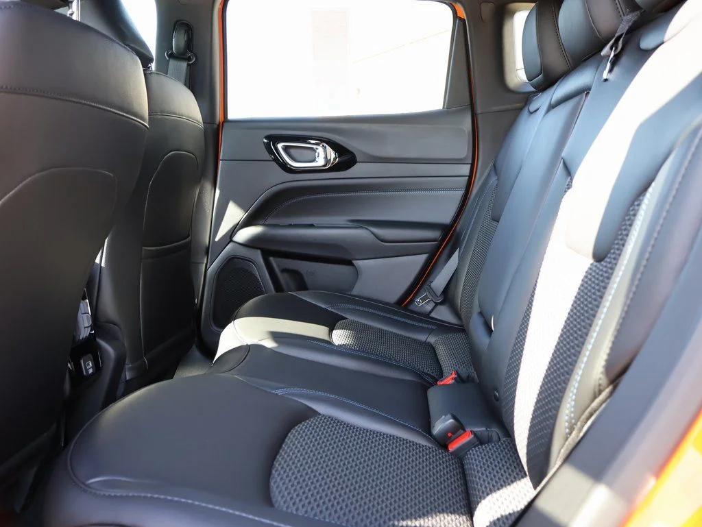 New 2026 Joose Exterior Paint Jeep Latitude image 17