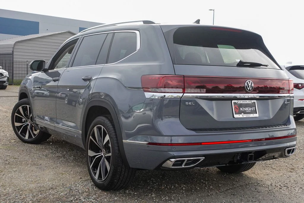2026 Volkswagen Atlas SEL Premium R-Line - Photo 11