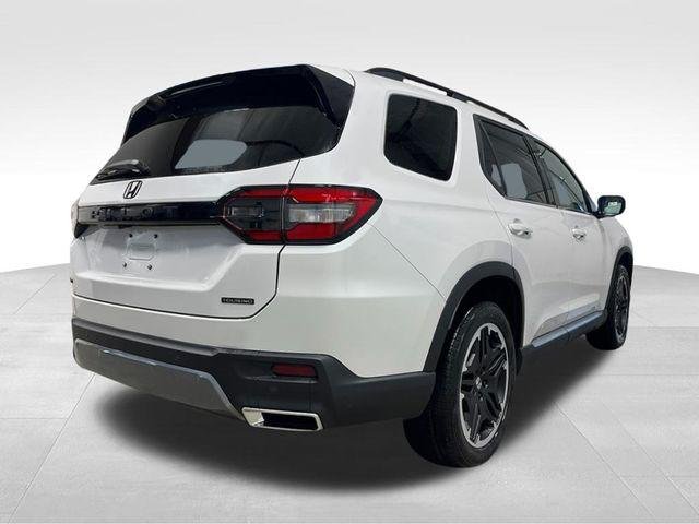 New 2026 Platinum White Pearl Honda Touring image 6
