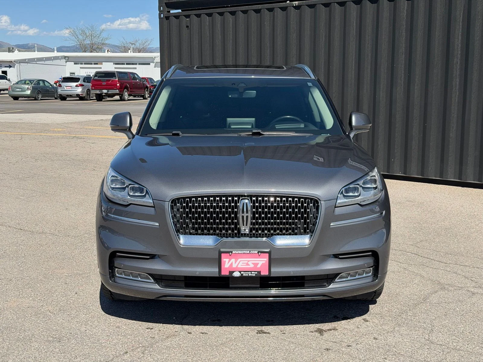 Used 2021 Gray Lincoln Reserve image 3