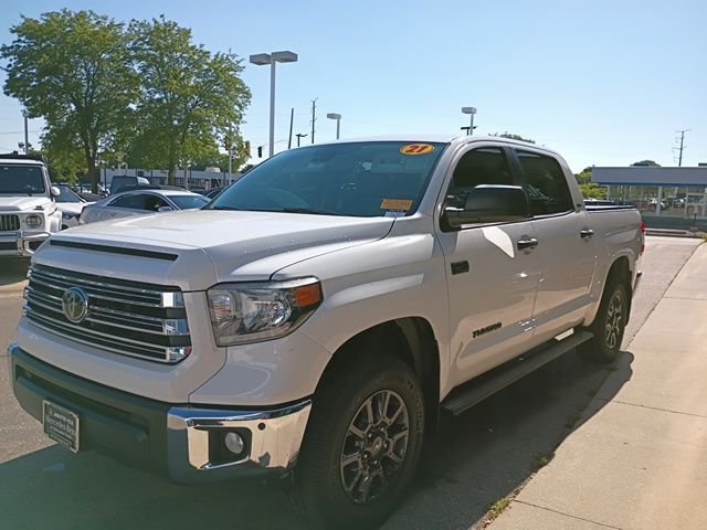 Used 2021 White Toyota SR5 image 7