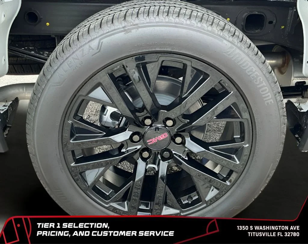 New 2026 Summit White GMC Elevation image 17