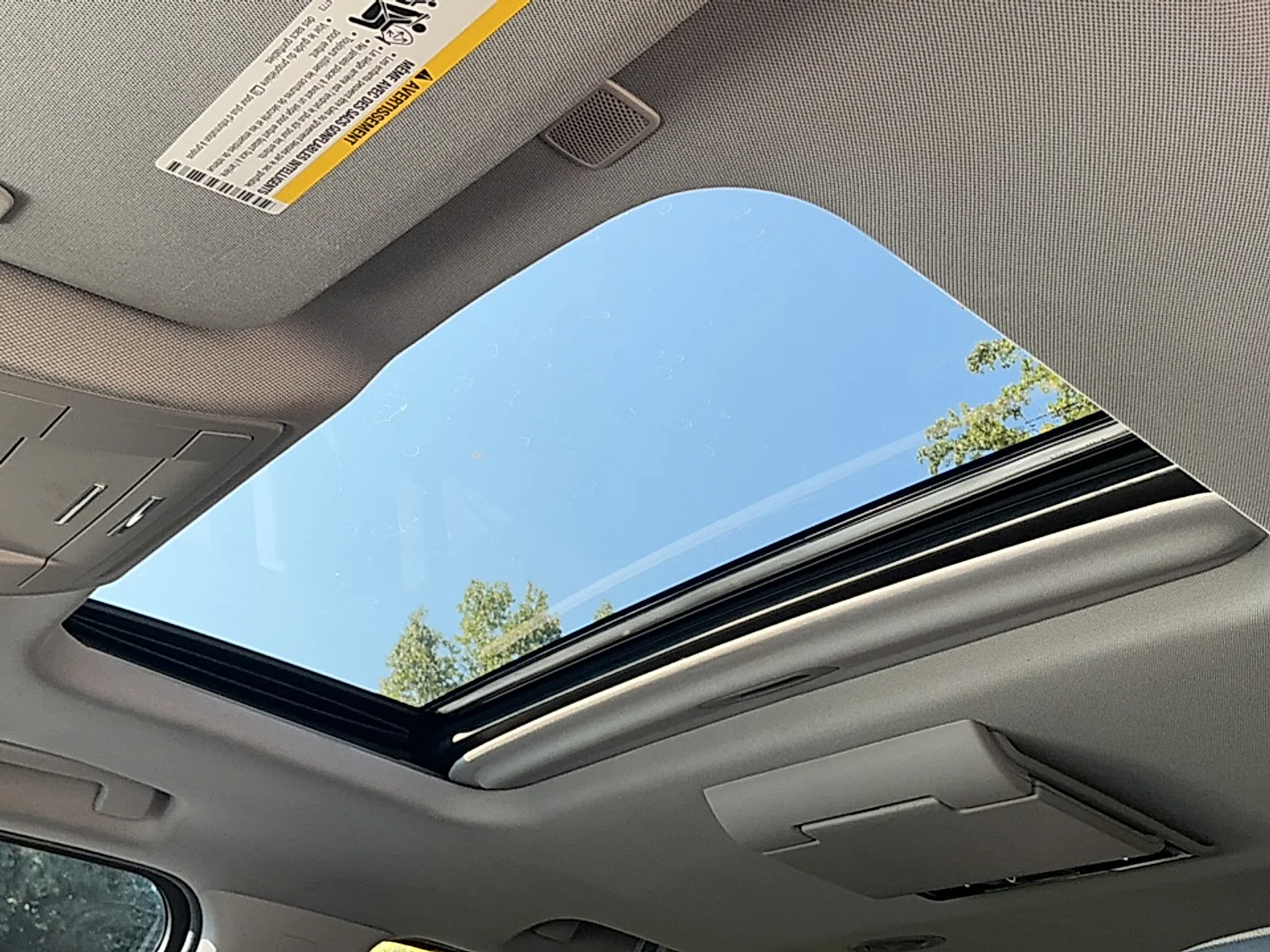 Used 2019 Silver Ice Metallic Chevrolet LT image 7