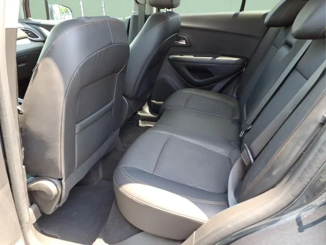 Used 2022 Gray Chevrolet LT image 17