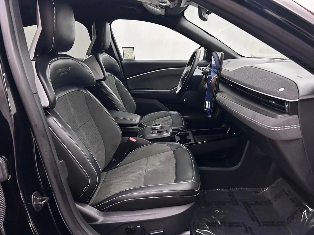 Used 2024 Black Ford GT image 18