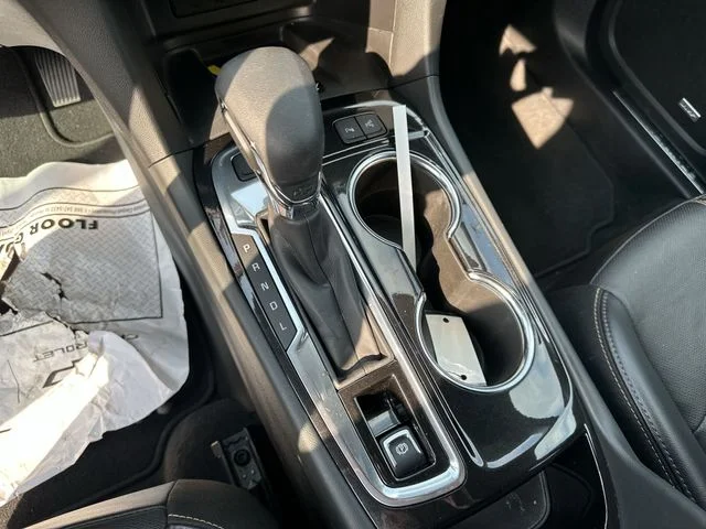 Used 2022 Beige Chevrolet Premier image 23