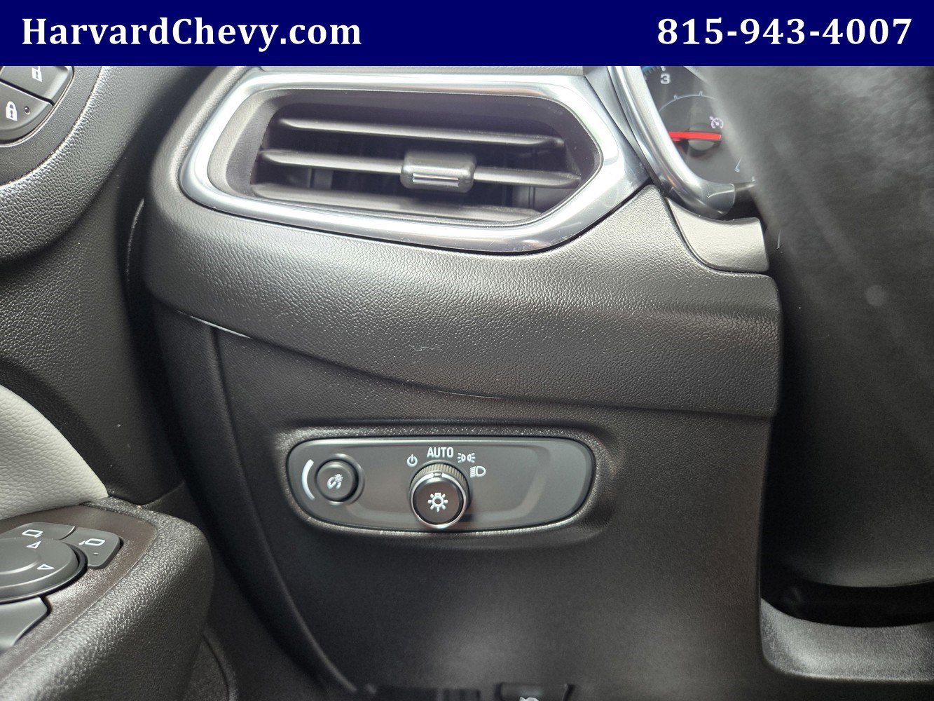 2021 Chevrolet Equinox LS - Photo 21