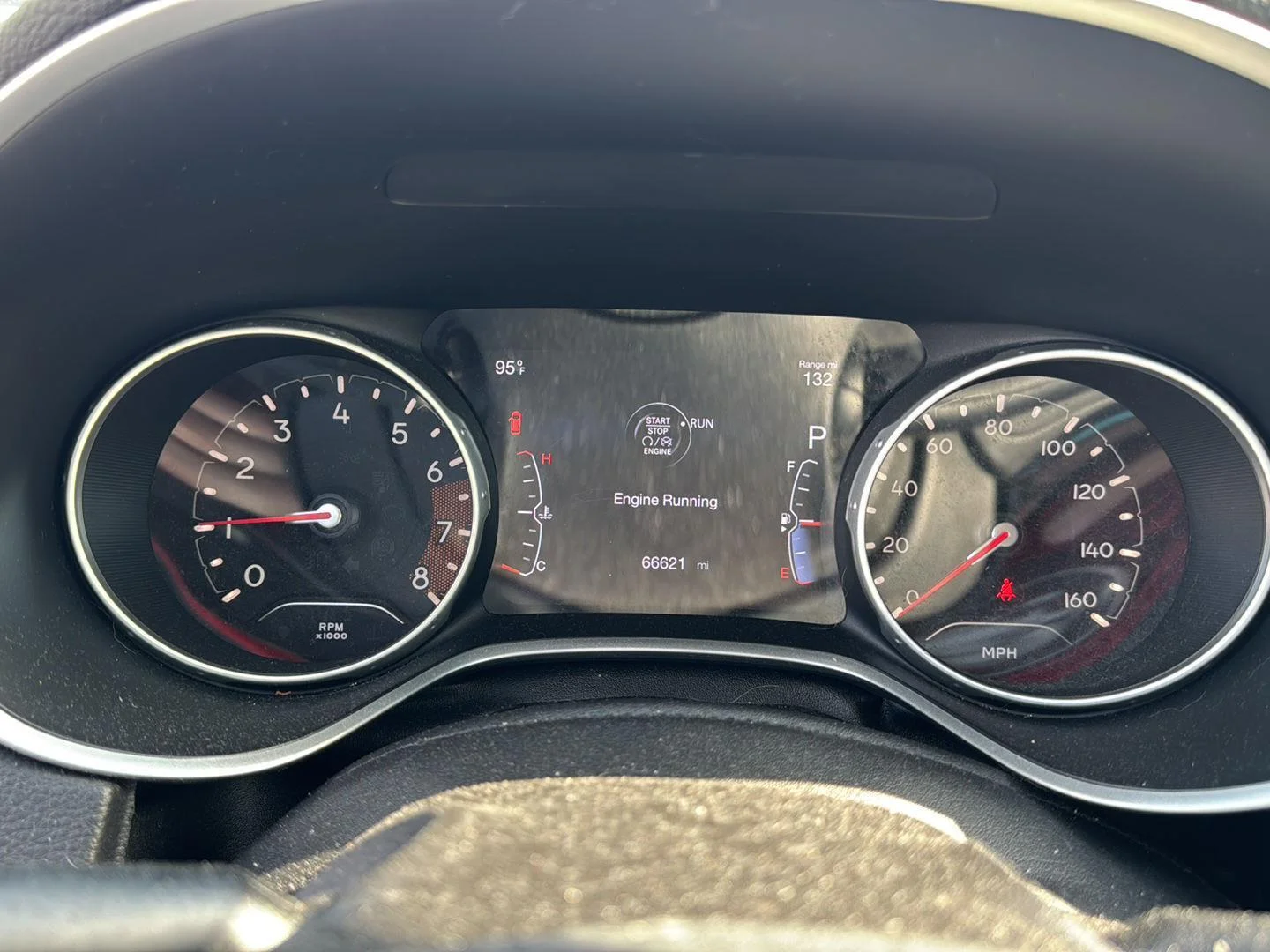 Used 2018 White Clearcoat Jeep Latitude image 2