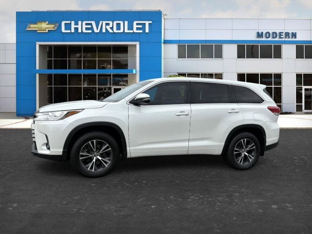 2017 Toyota Highlander LE