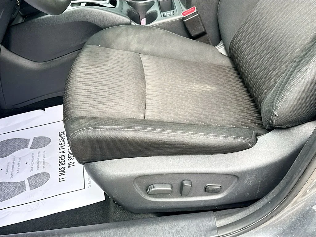 Used 2018 Gray Nissan SV image 23