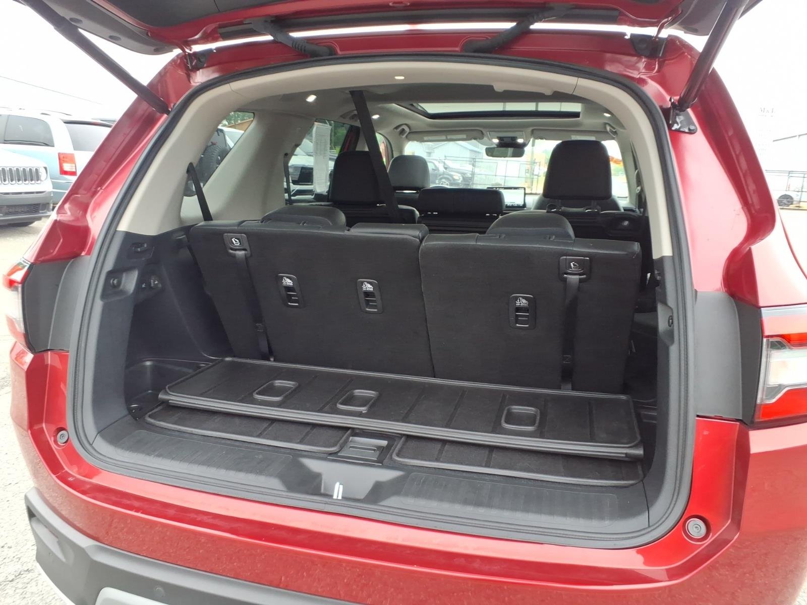 Used 2025  Honda Touring image 23