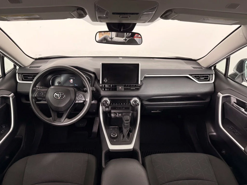 Used 2025 White Toyota XLE image 6