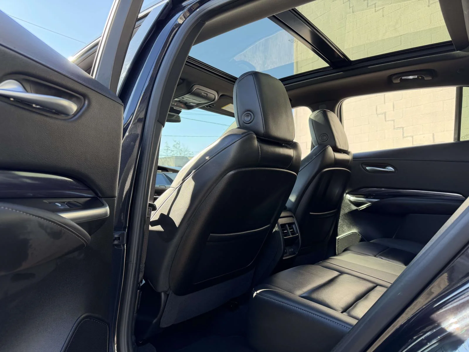 Used 2023 Gray Cadillac Luxury image 22