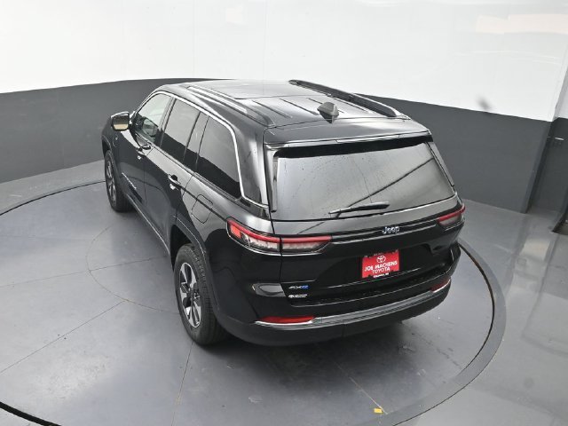 Used 2024 Black Jeep 4xe image 27