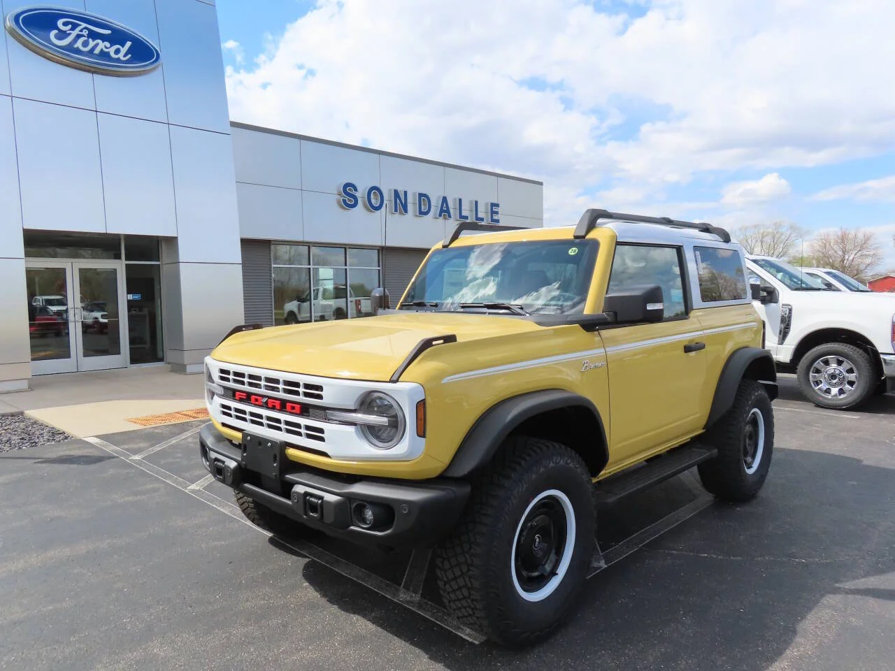 2024 Ford Bronco Heritage Limited Edition's photo